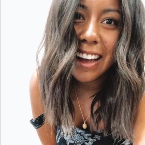 Meet your Posher, Vanessa